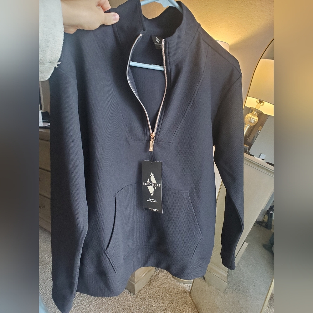 Skechers Men's Black Quarter-Zip Sweater